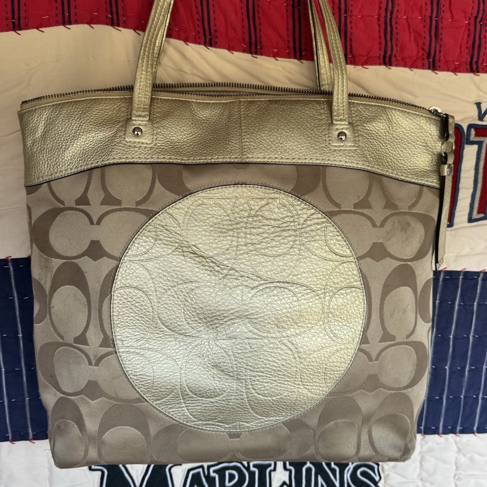 Coach Leather Tote Gold‎ Color Authentic E1282-F18335 - Picture 2 of 12